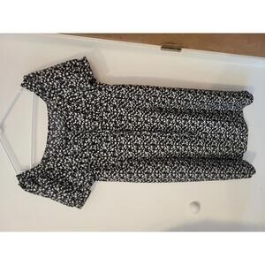 Black and White Floral Puff Sleeve Dress